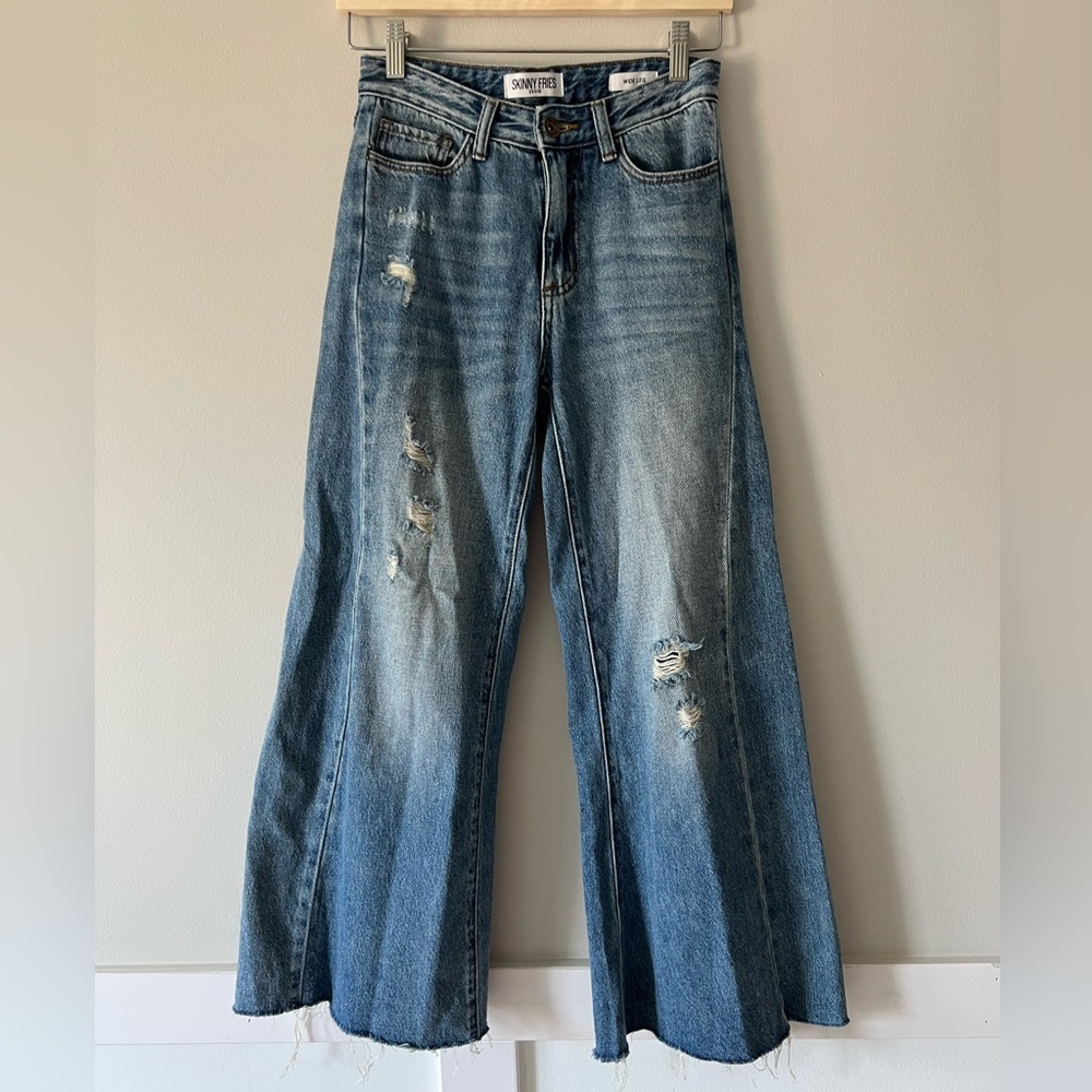 Skinny Fries Wide Leg Distressed Raw Hem High Waisted Ankle Jeans SIZE 1